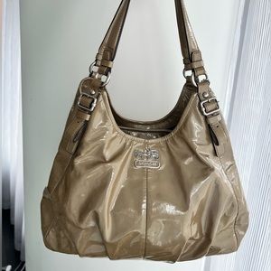 COACH 876 Maddie Madison Patent Leather Purse (includes original bag & tag)